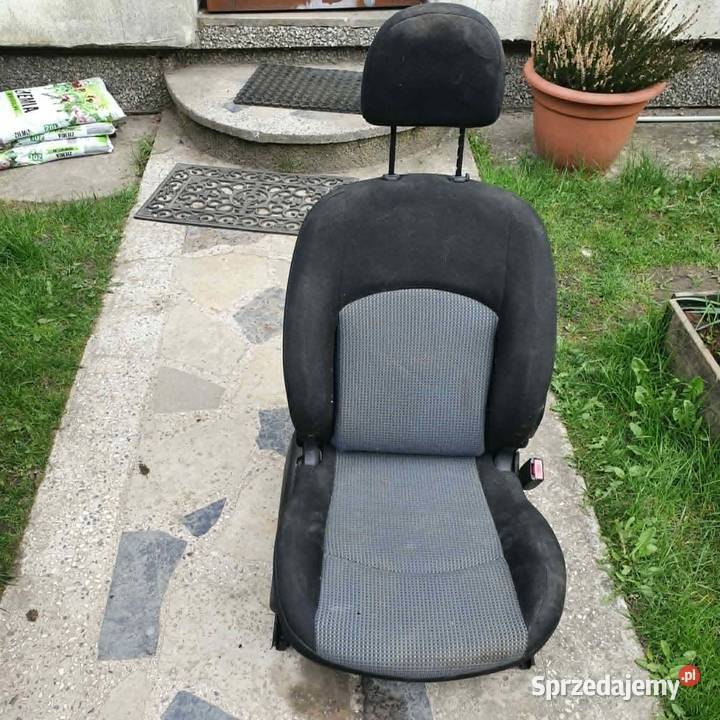 Fotel prawy pasażera Peugeot 206 ładny bez Wyposażenie wnętrza Kraków sprzedam