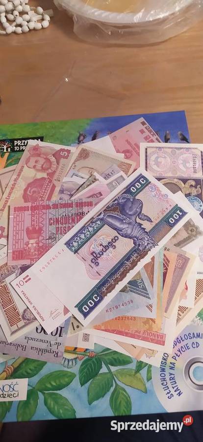 Ponad 100 banknotów w stanie UNC małopolskie