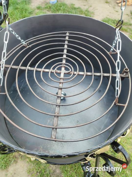 Duży kuty grill ogrodowy Grille węglowe Dulcza Wielka