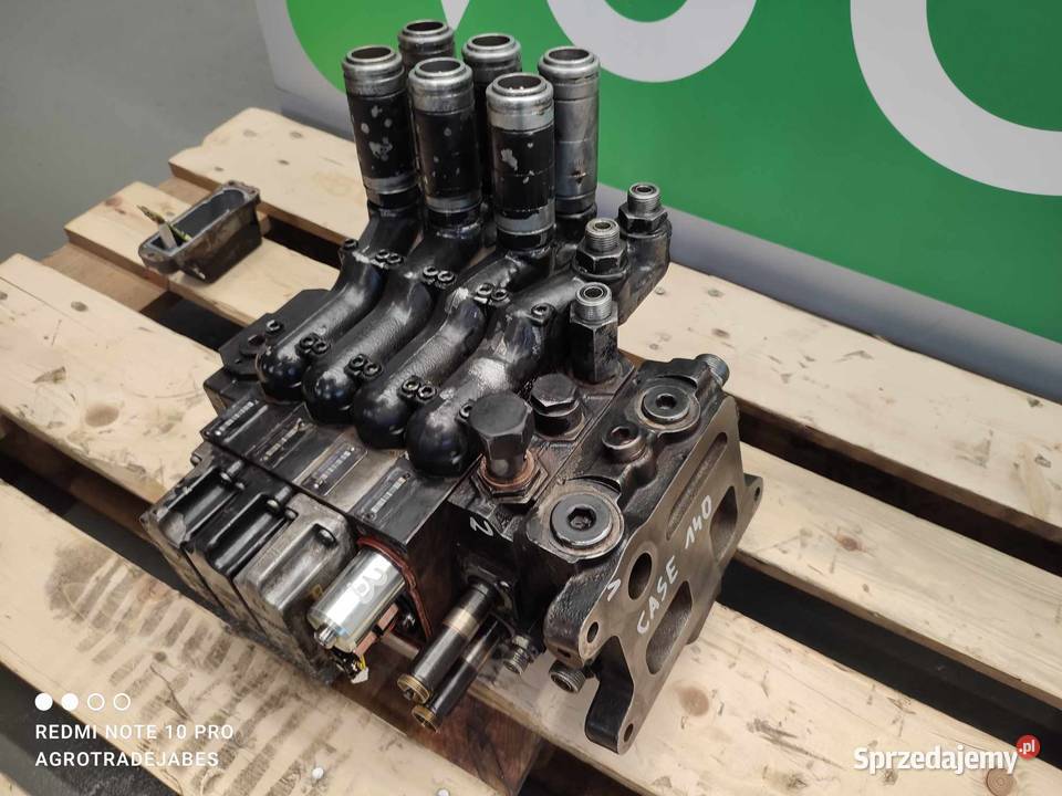 Zawór rozdzielacza hydraulicznego Case 140 R 917 Wilkowo sprzedam