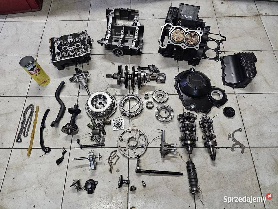Honda Rebel 500 silnik części CMX 500 wał Jelenia Góra