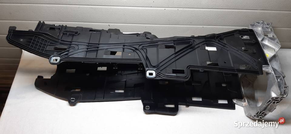 STELAŻ TUNELU ŚRODKOWEGO AUDI Q7 4M 4M0863243 Mielęcin