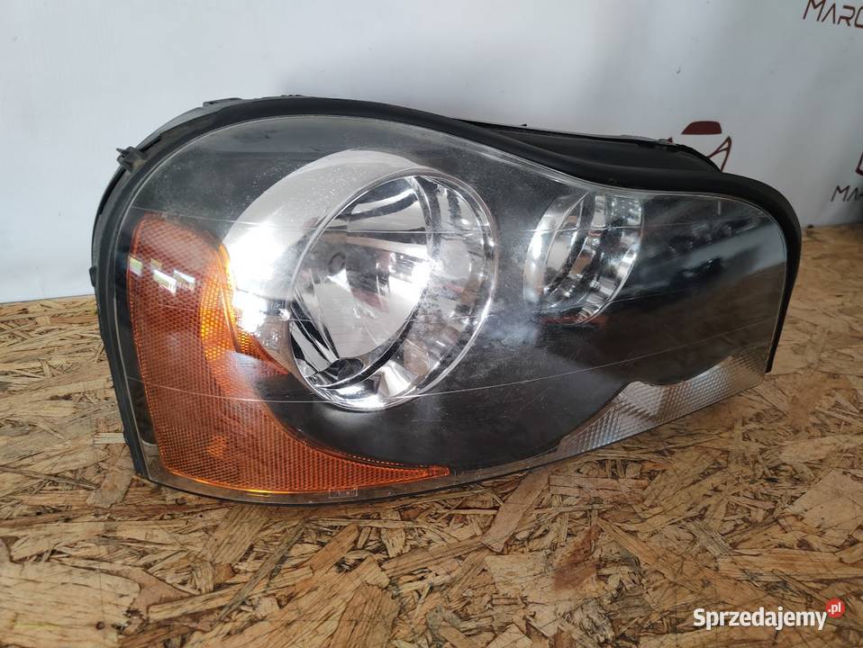 Lampa Prawy Przód Volvo Xc90 I 31276810 wielkopolskie