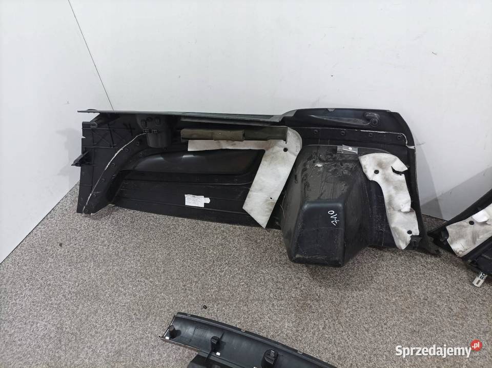 OSŁONA PROGU BAGAŻNIKA BOCZEK LEWY PRAWY TYŁ KPL