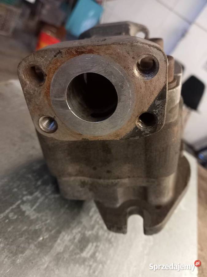 Komatsu nissan h25 pompa hydrauliczna Będzin