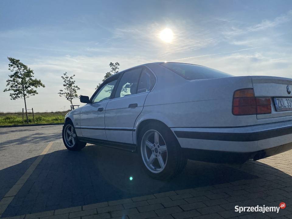 BMW e34 518i gniazdo USB