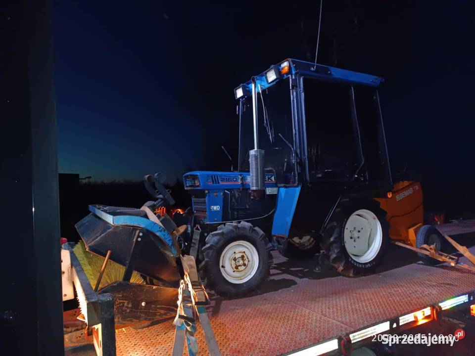 Traktor Iseki 2160 4x4 piaskarka szczotka pług warmińsko-mazurskie