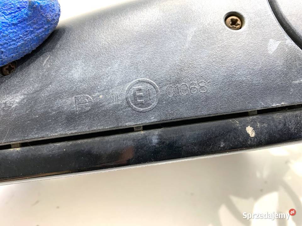 LUSTERKO PRAWY AUDI A4 B6 SedanLimuzyna 0005 sprzedam