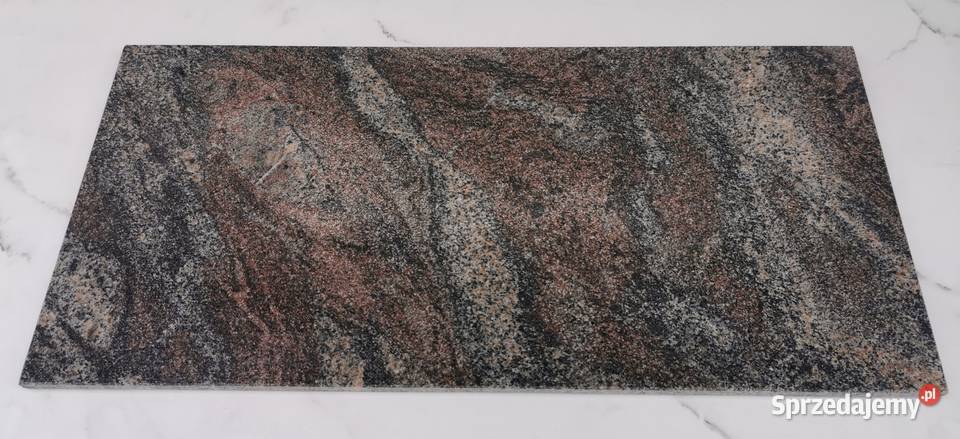 Płytki granitowe PARADISO CLASSICO 305x305x1 i Poskwitów