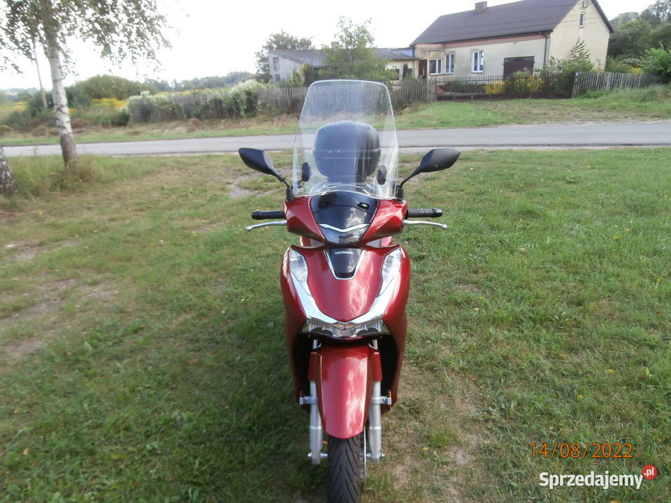 Sprzedam Honde SH 150 2020 kufry Wąchock