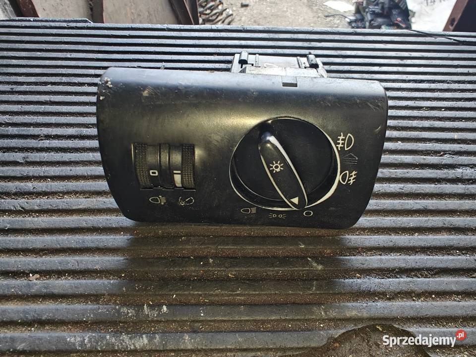 Przełącznik świateł audi a6 c5 Panele sterowania, przełączniki Puławy