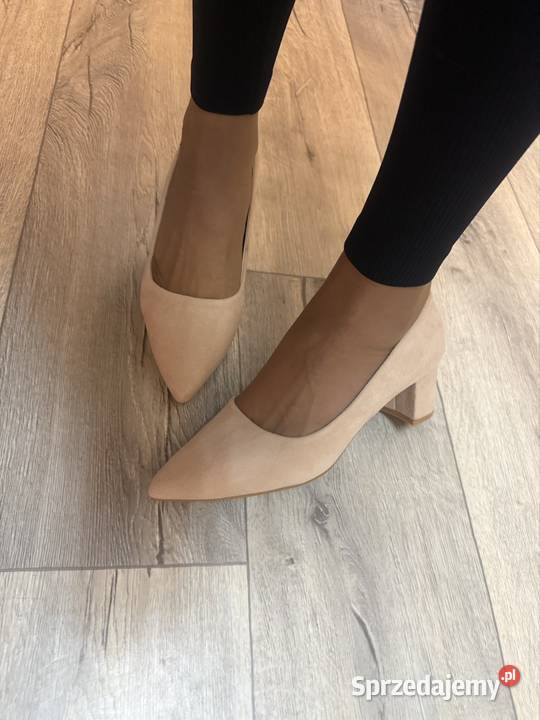 40 Beżowe mega wygodne czółenka wieczorowe Nowe Kraków