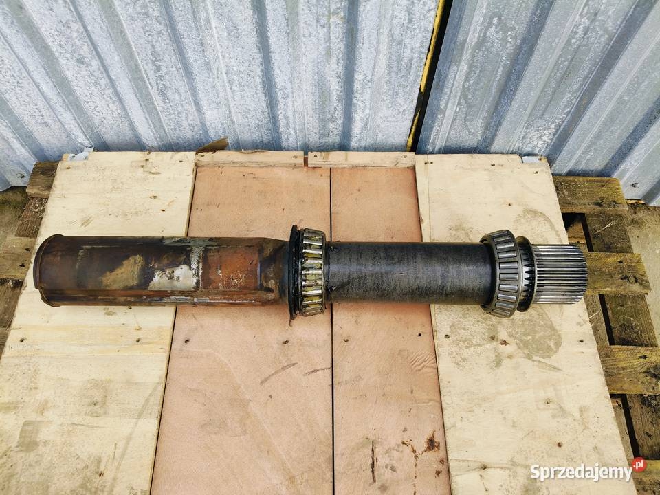 Claas Axion 840 CMatic A31 13r Półoś wałek