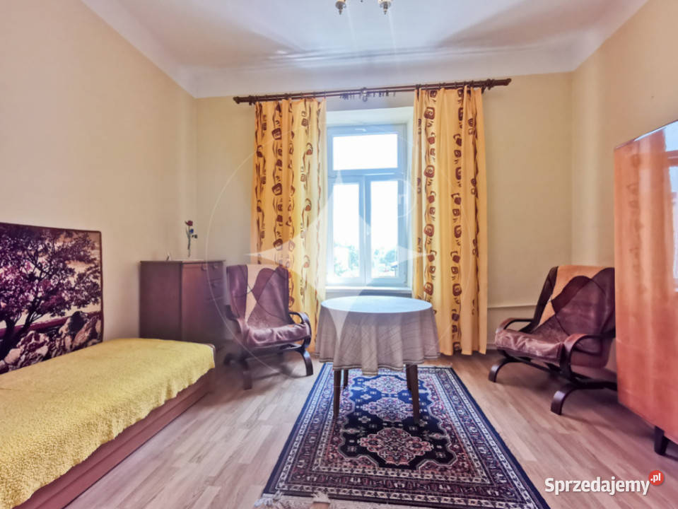 Jasne mieszkanie na I piętrze kamienica Chełm sprzedam