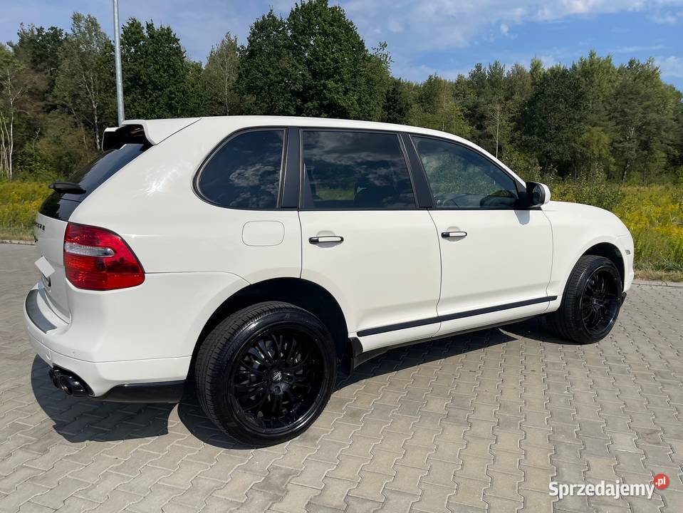Porsche Cayenne 30 V6 Diesel 240 gniazdo AUX Łuków