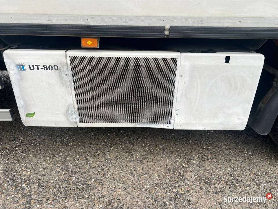 Chlodnia z winda Volvo 9500kg Warszawa