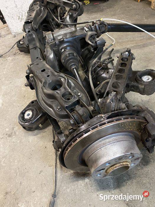 BMW E82 E88 E93 DYFER Most Tył Tarcze Zaciski Poznań