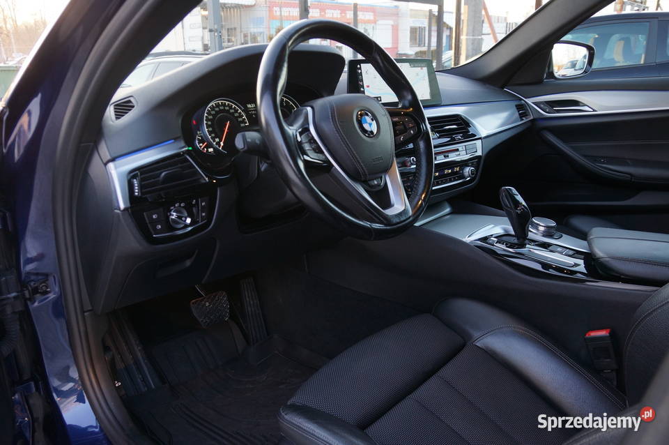 BMW 520d XDrive 20 Diesel 190 4x4 Navi Kamera Motoryzacja