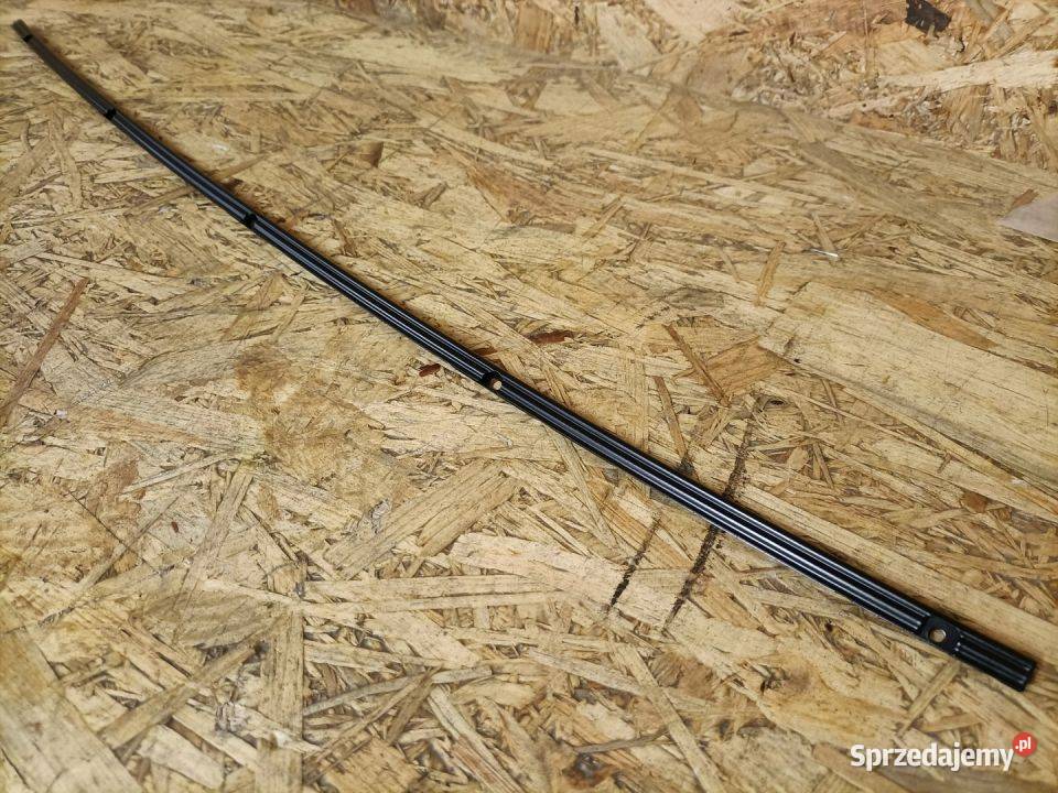 AUDI A4 B8 LISTWA MOCUJĄCA USZCZELKĘ SZYBY PRZÓD