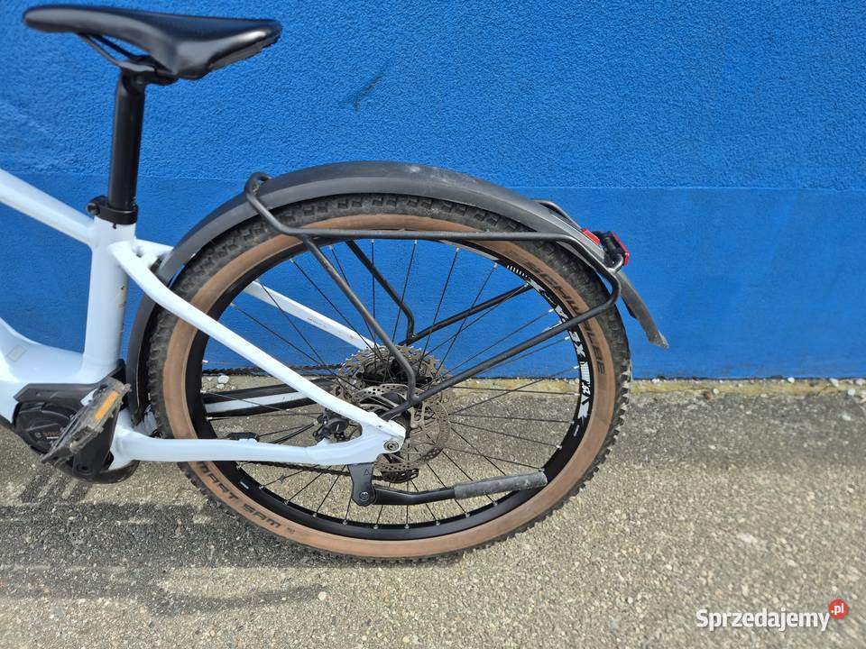 premiumRower elektryczny Cube Reaction Hybrid Wrocław