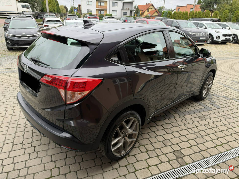 Honda HRV 15 iVTEC 130 Klimatronik 1Właściciel Orzech sprzedam