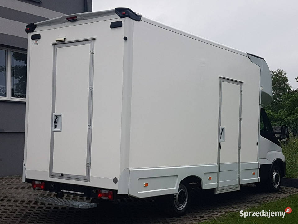 Iveco Daily KONTENER NISKOPODŁOGOWY 443x223x242 zarejestrowany w Polsce Poręba