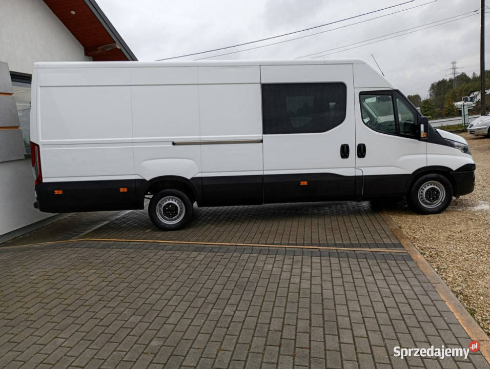 Iveco Daily 35S16 V brygadówka doka 7osób maxi Rok produkcji 2019 Chełm Śląski