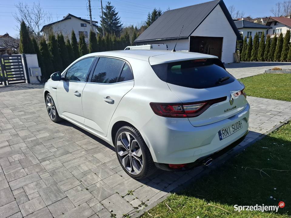 Megane 4 Biała perła Salon Polska Błażowa