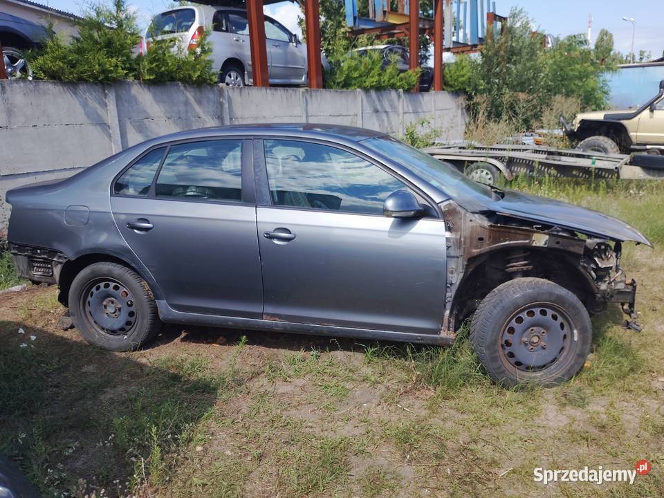 VW Jetta cała na części 2005 Rok produkcji 2005 wielkopolskie Międzychód