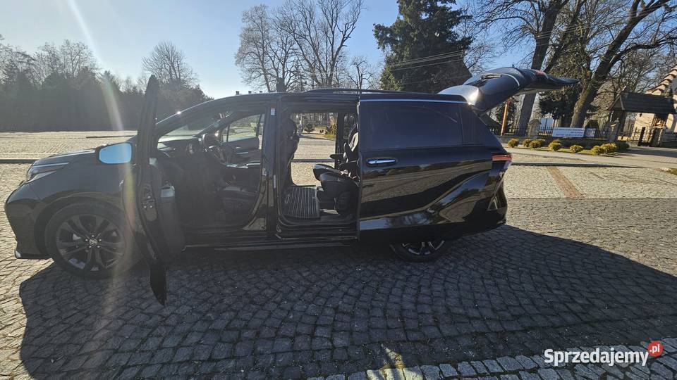Toyota Sienna Toyota Sienna XSE BLACK 20 nieuszkodzony Mielec