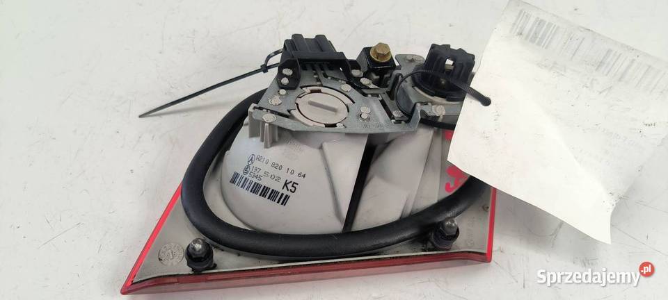 LAMPA PRAWA TYŁ MERCEDES W210 A2108201064 Lipno