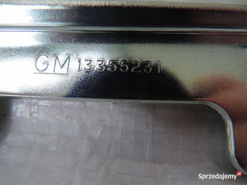 OPEL ADAM ZAWIAS MASKI PRAWY NOWY 13355231
