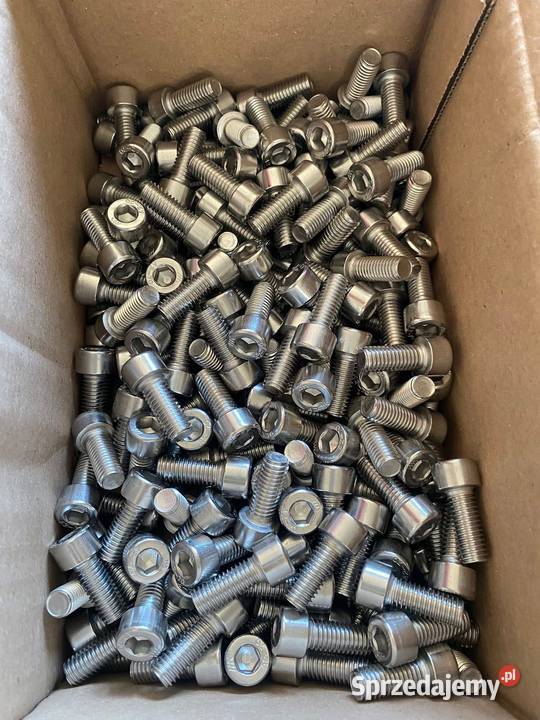 Śruby imbusowe i elementy montażowe fotowoltaika Chodzież