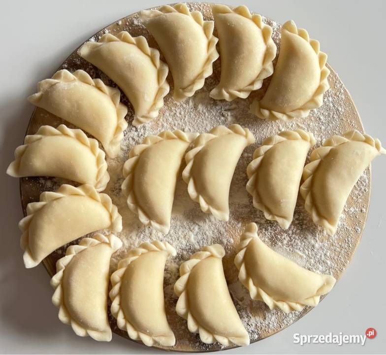 Pierożki domowe ręcznej roboty Luboń