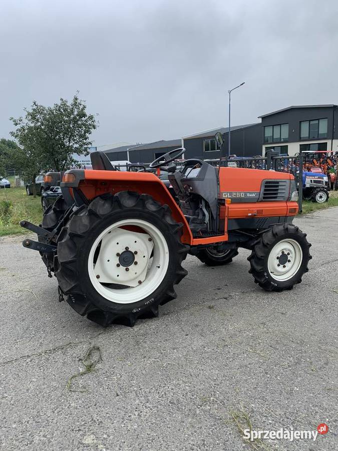 Traktorek Kubota GL260 26 4x4 3 cyl diesel Wisznia Mała