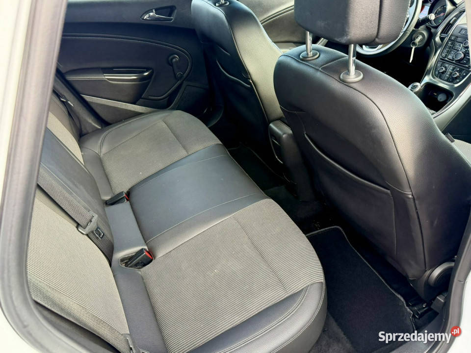 Opel Astra 14T 140 Super Stan Opłacona 174 J ESP Zwoleń sprzedam