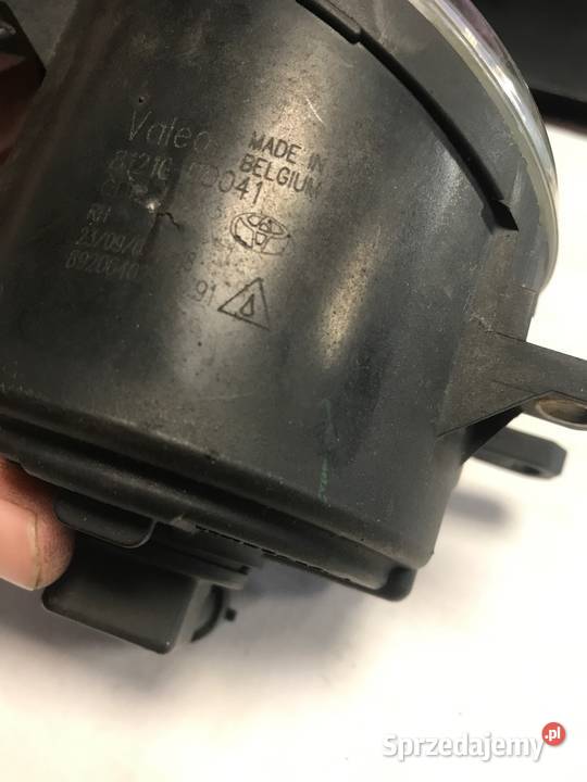 Halogen prawy prof toyota rav4 IQ Auris Kozy