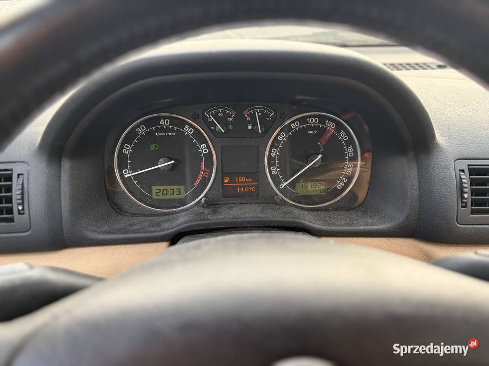 Skoda Octavia 18 TSI Laurent Clement 2000 r Samochody osobowe Warszawa