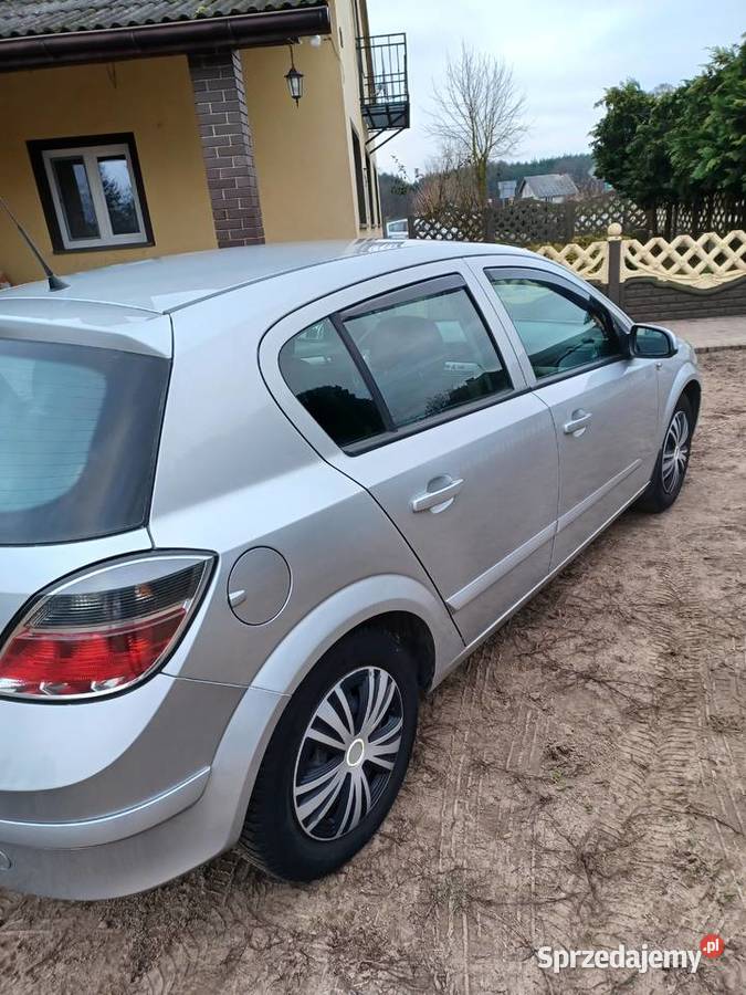 Opel Astra 2008r 16BGAZ klima zadbany łódzkie sprzedam