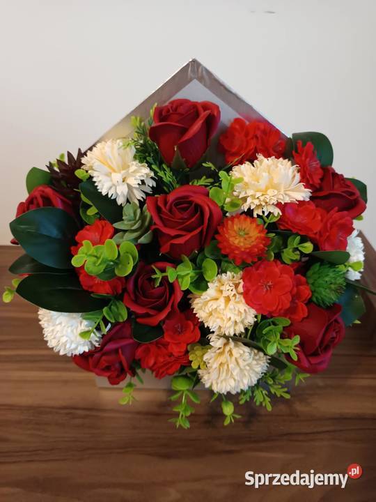 Flower box z kwiatów mydlanych Kraków