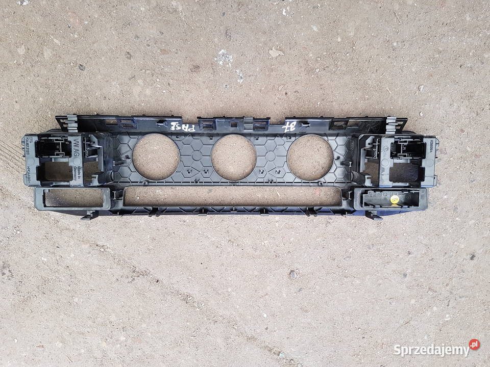 VW CRAFTER II RAMKA PANELU KLIMATYZACJI OSLONA deski rozdzielcze, konsole