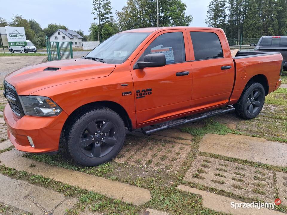 Dodge Ram CLASSIC 2020 4x4 CrewCab 57 HEMI 400 RAM Sierakowice