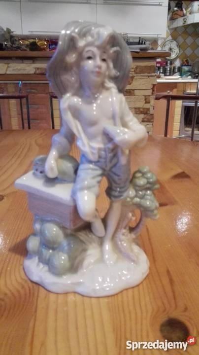 Figurka młodzieniec opolskie Nysa