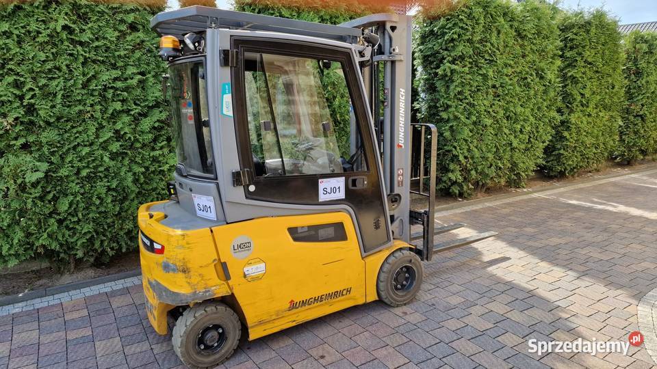 Wózek widłowy Jungheinrich EFG 320 Triplex 5m Magazynowanie Wieluń