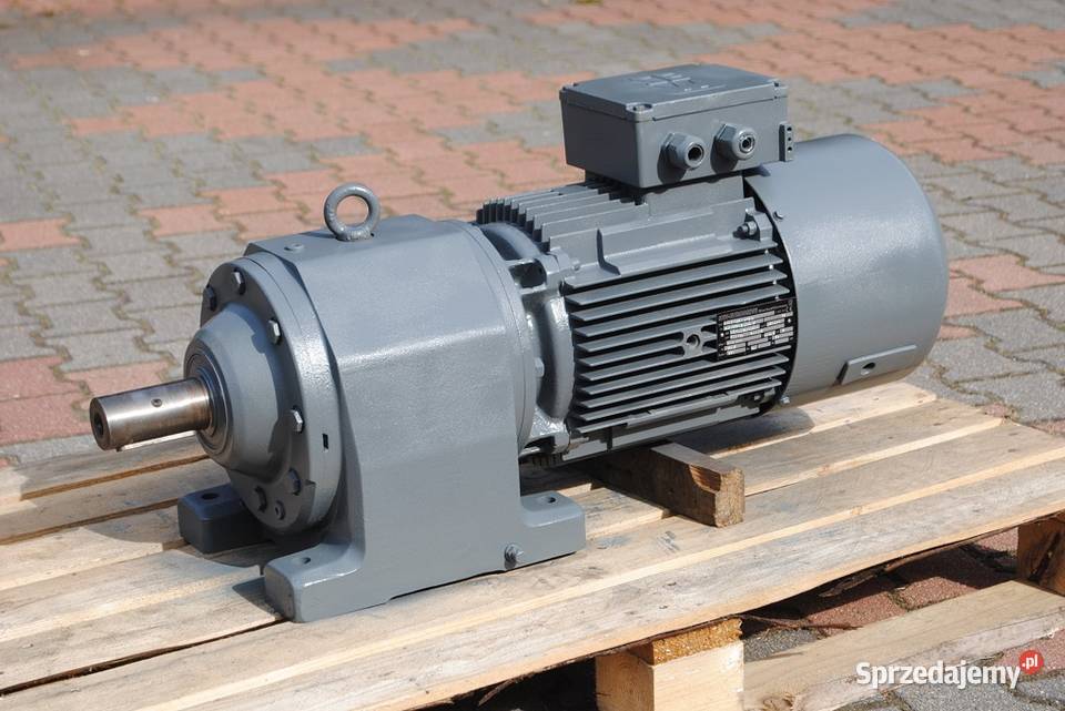 Motoreduktor dwubiegowy 1248kw 2082obr z Kargowa