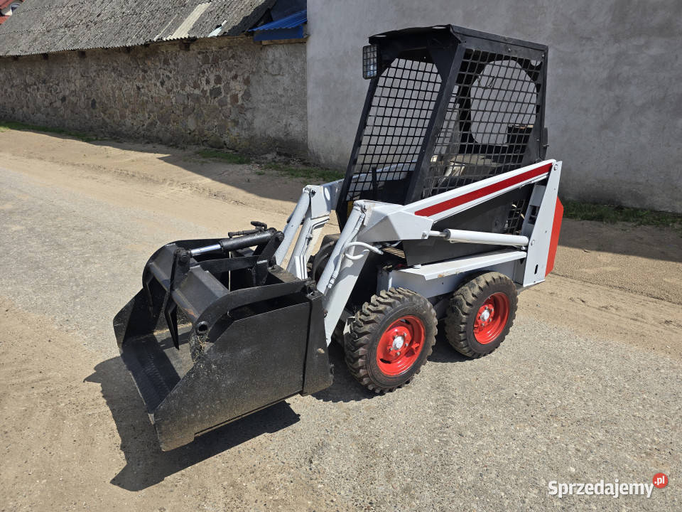 Miniładowarka BOBCAT 310 4x4 łyżkokrokodyl 90 Włosty sprzedam