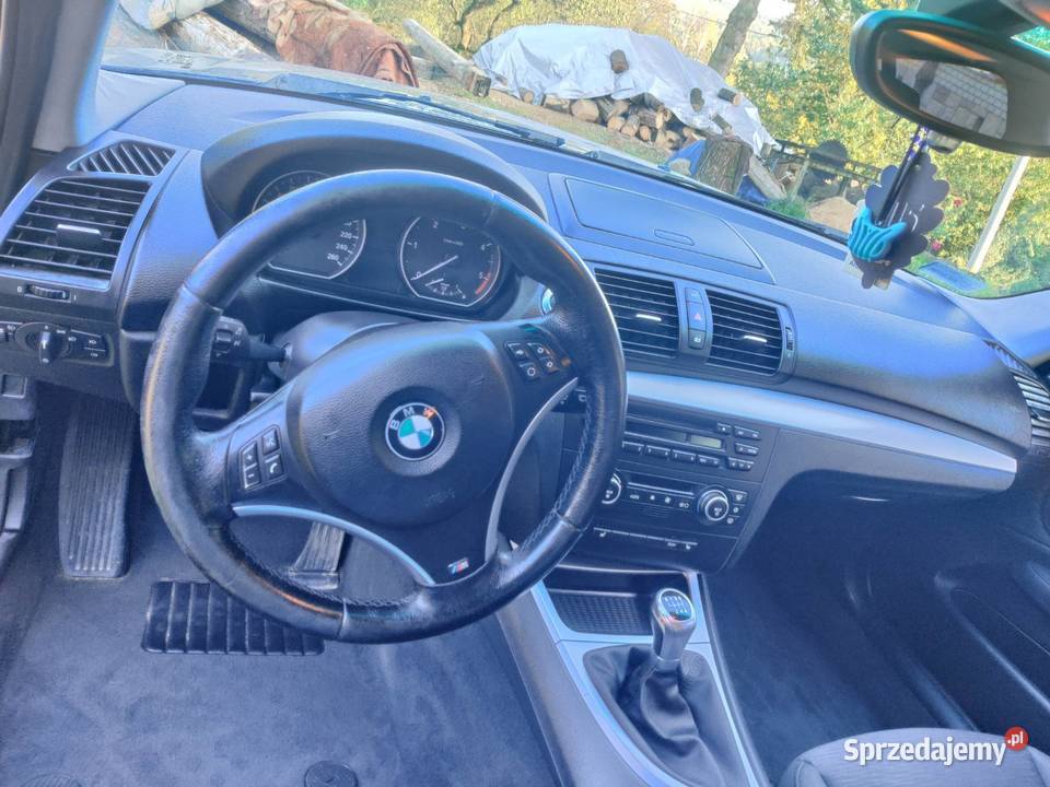Sprzedam BMW E87 uszkodzone Seria 1 Bartkowa-Posadowa