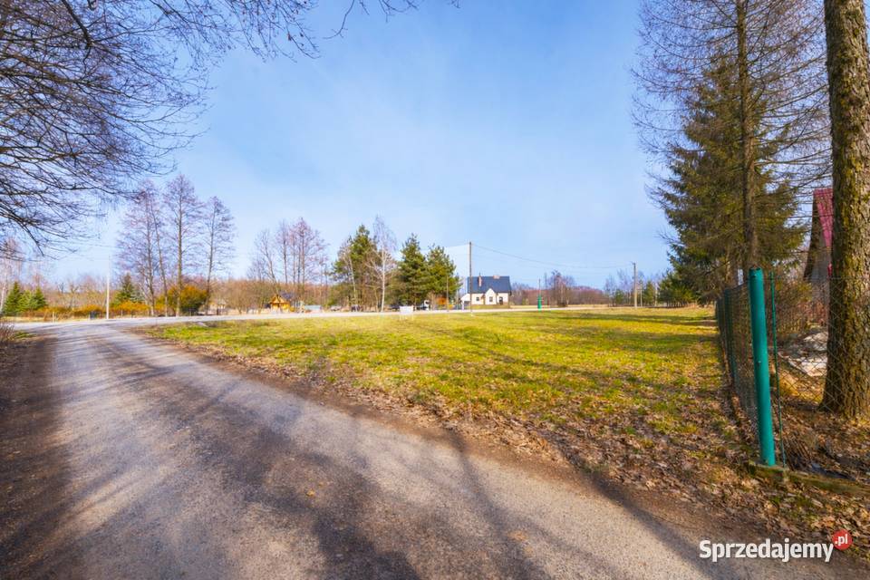 Działka budowlana pod lasem Chodaczów 1552 a