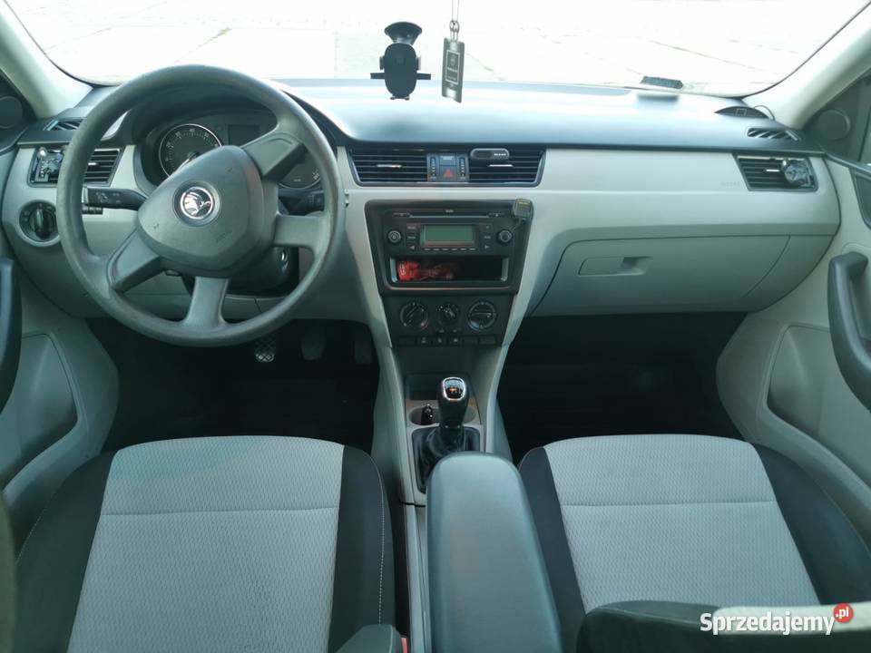 SUPER STAN SKODA RAPID 2013r 12BENZ 105 6 BIEGÓW dolnośląskie