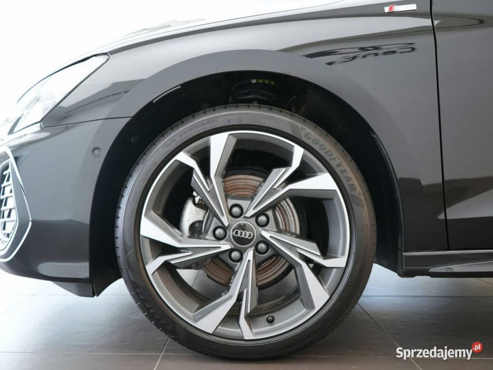 Audi A3 Limousine 35TFSI Sline TempomatACC elektrochrom. lusterko wst. Kielce